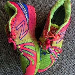 Women’s 8.5 sneakers